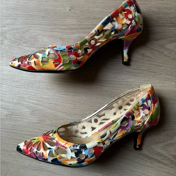 J. Renee Women's Winset Rainbow Floral Kitten Heels - SIZE 6.5 - Picture 12 of 16